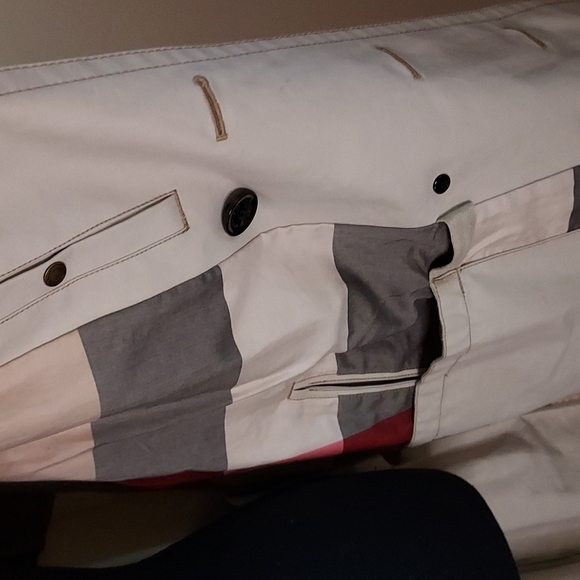 Men's Burberry Trench Coat - Picture 10 of 16